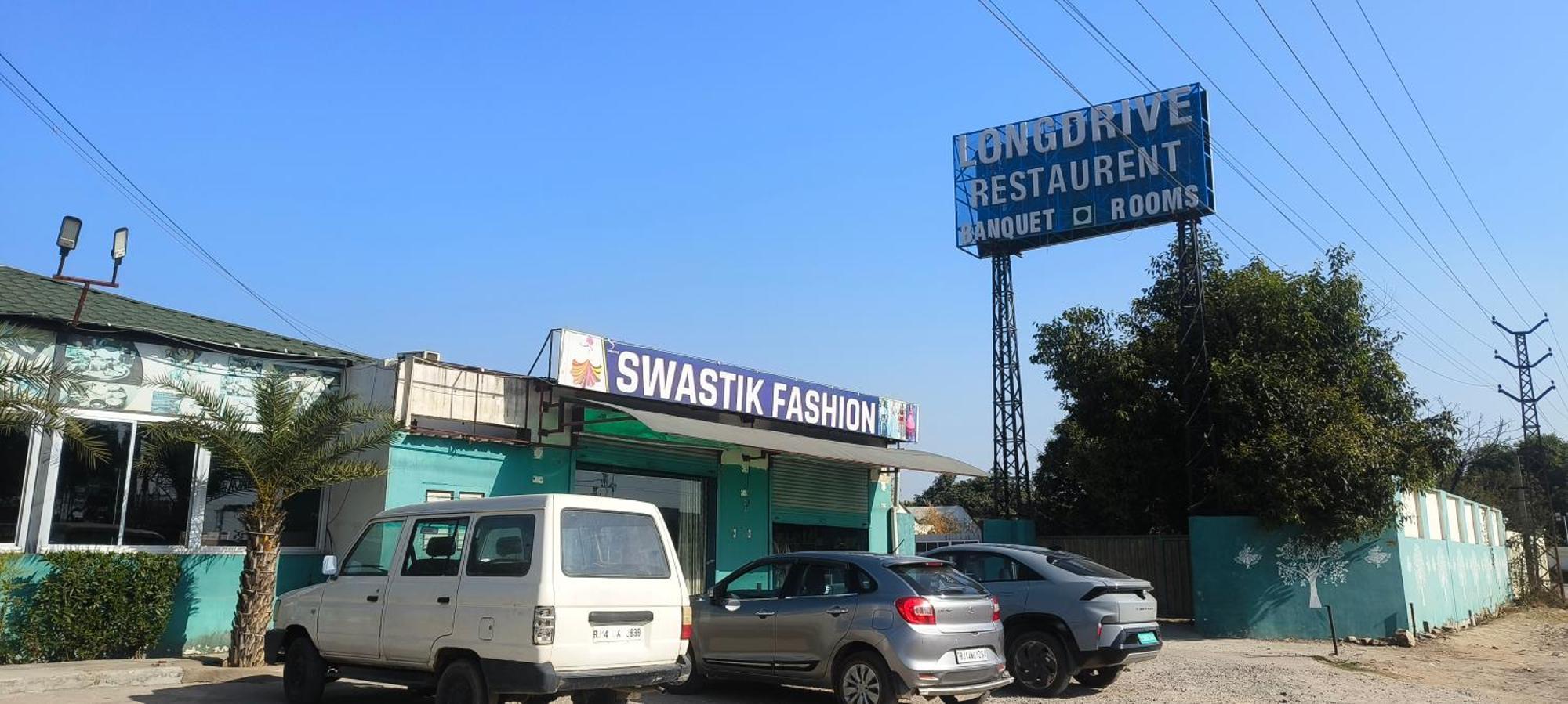 Long Drive Hotel And Resaurt Джайпур Екстериор снимка